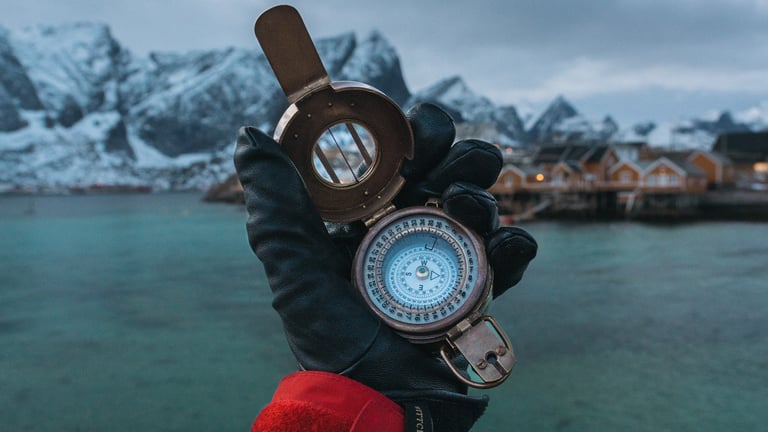 Compass snowy lake 1920x1080